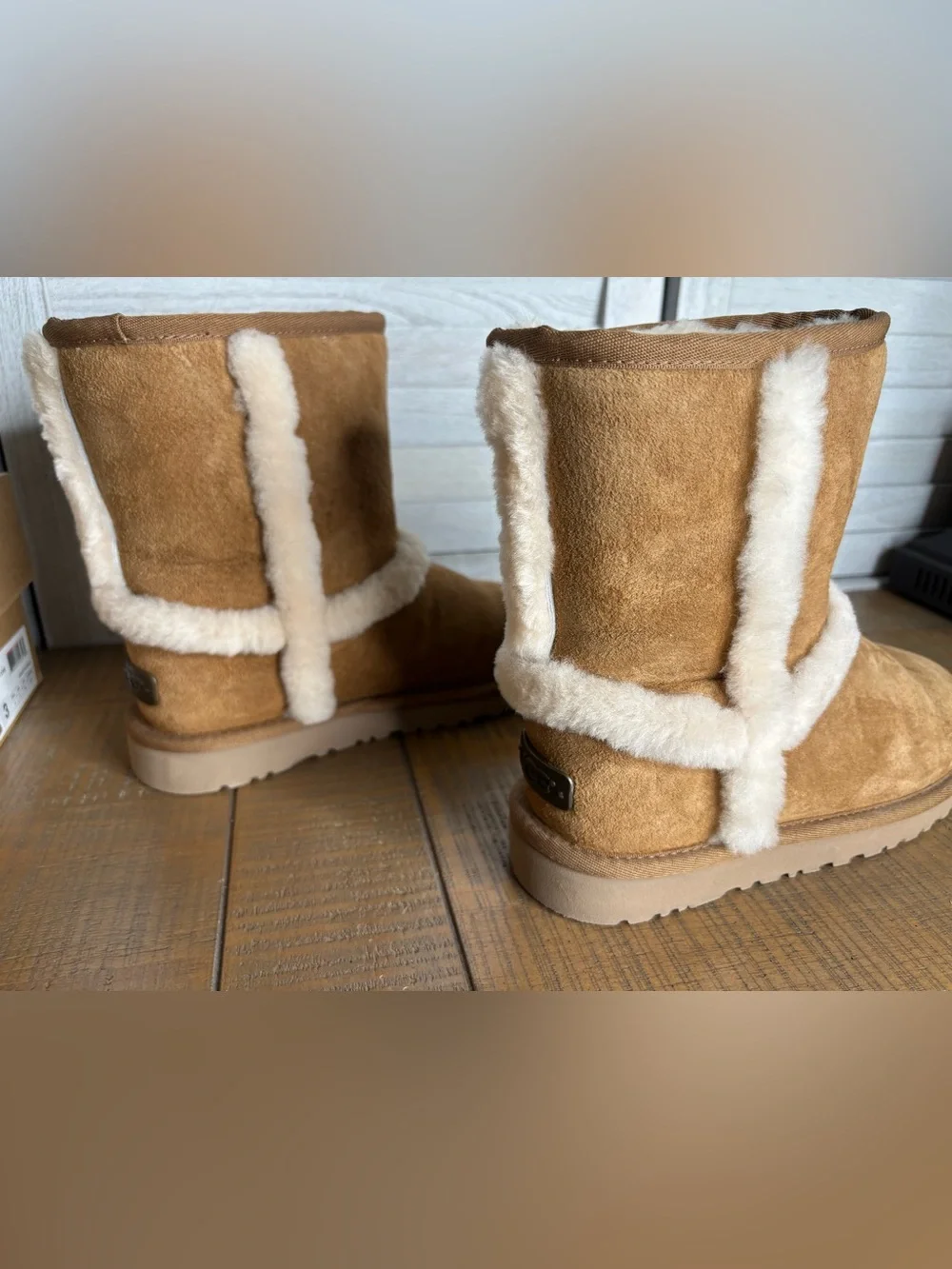 UGG Kids Hadley Boots Chestnut Suede Shearling Mid Calf Size 3 Kids